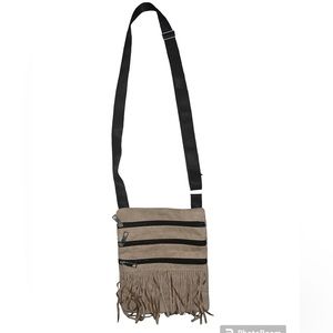 ☠️5/$20☠️ PURSE | 4 POCKETED CROSS BODY FRINGED SMALL BAG